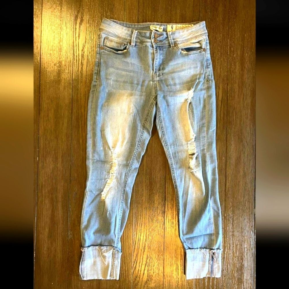 Junior's Skinny Denim Sz 9 Cuffed Ankle Jeans